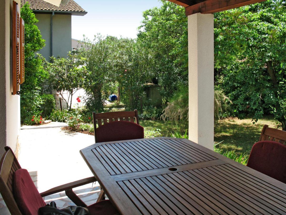 Holiday Home Margit - Prm115 By Interhome Premantura Exterior photo