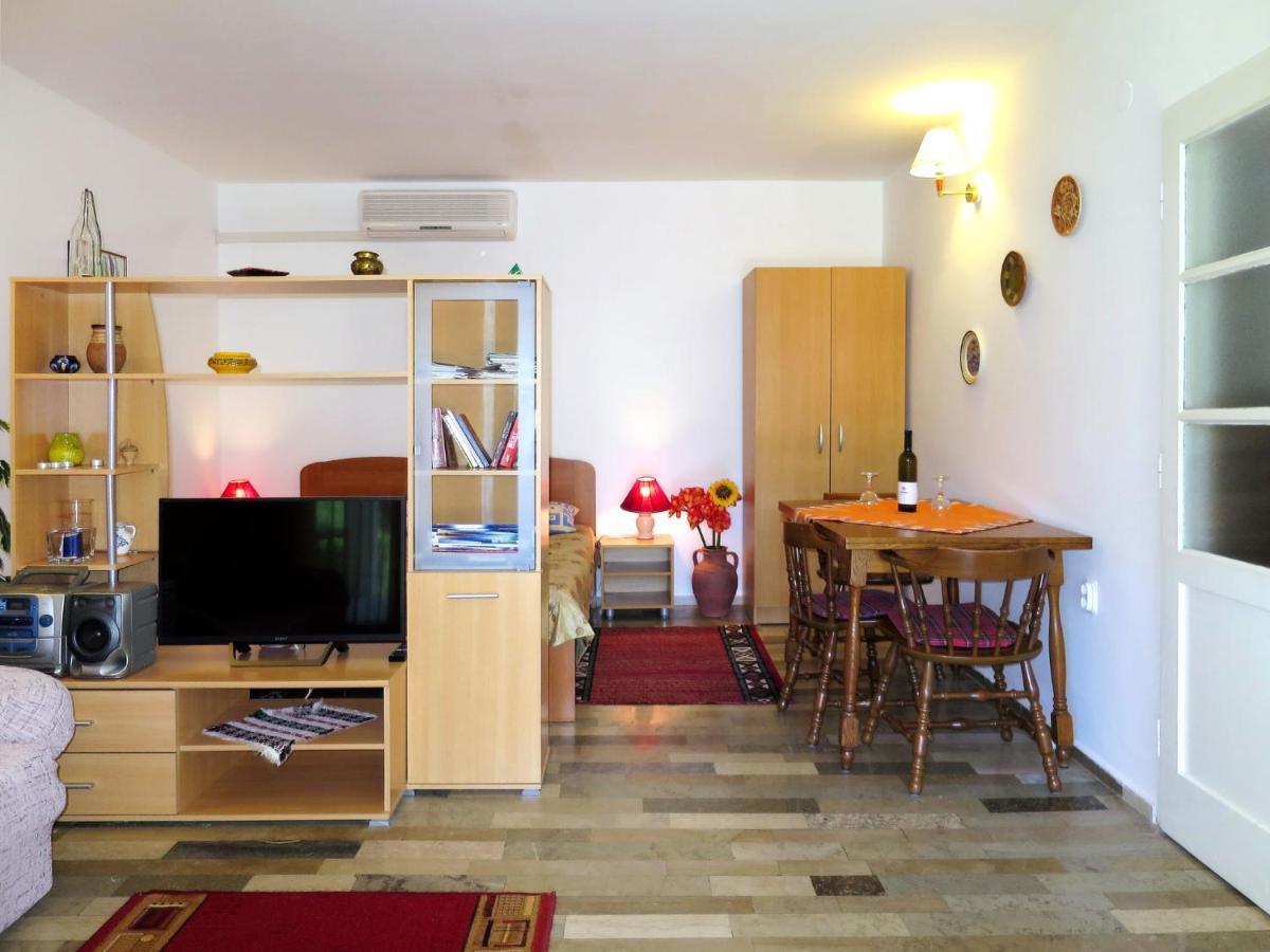 Holiday Home Margit - Prm115 By Interhome Premantura Exterior photo
